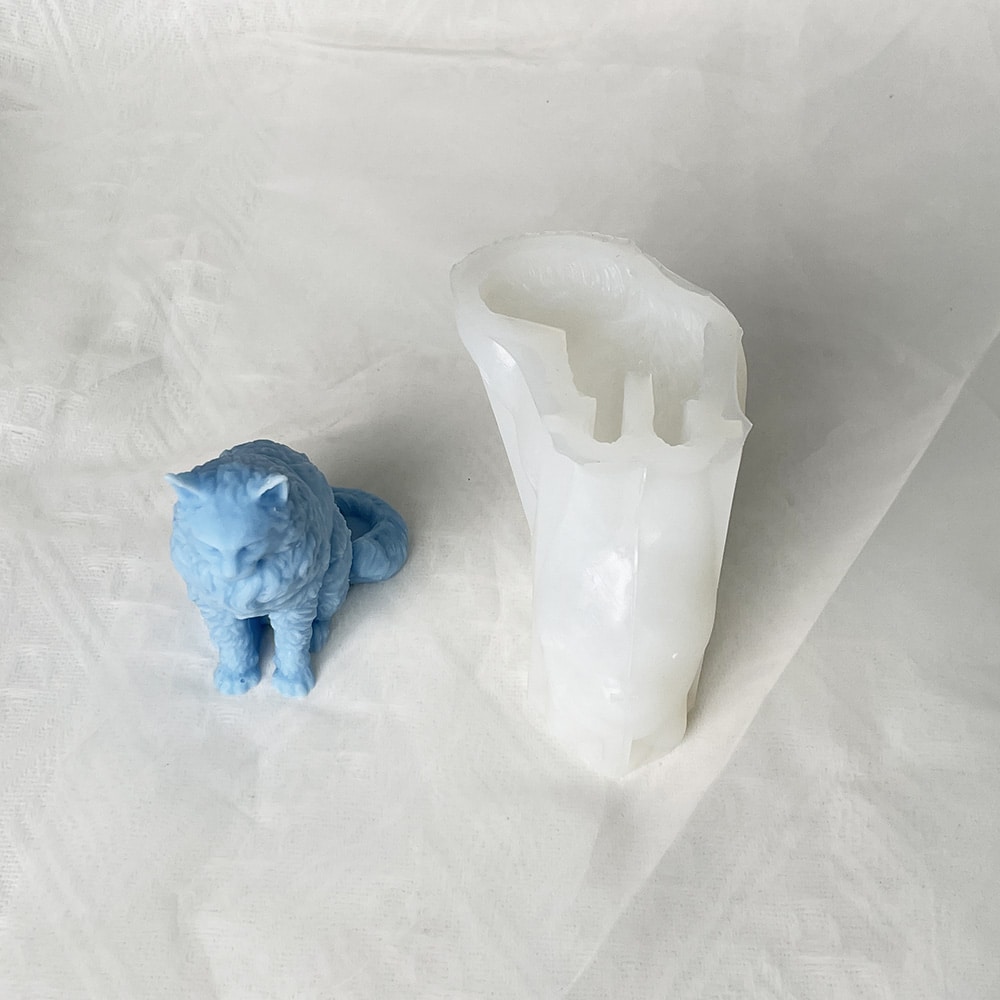 Maine Cat Candle Silicone Mold Animal Decoration Gypsum Aromatherapy Sitting Big Tail Cat Mold 8611