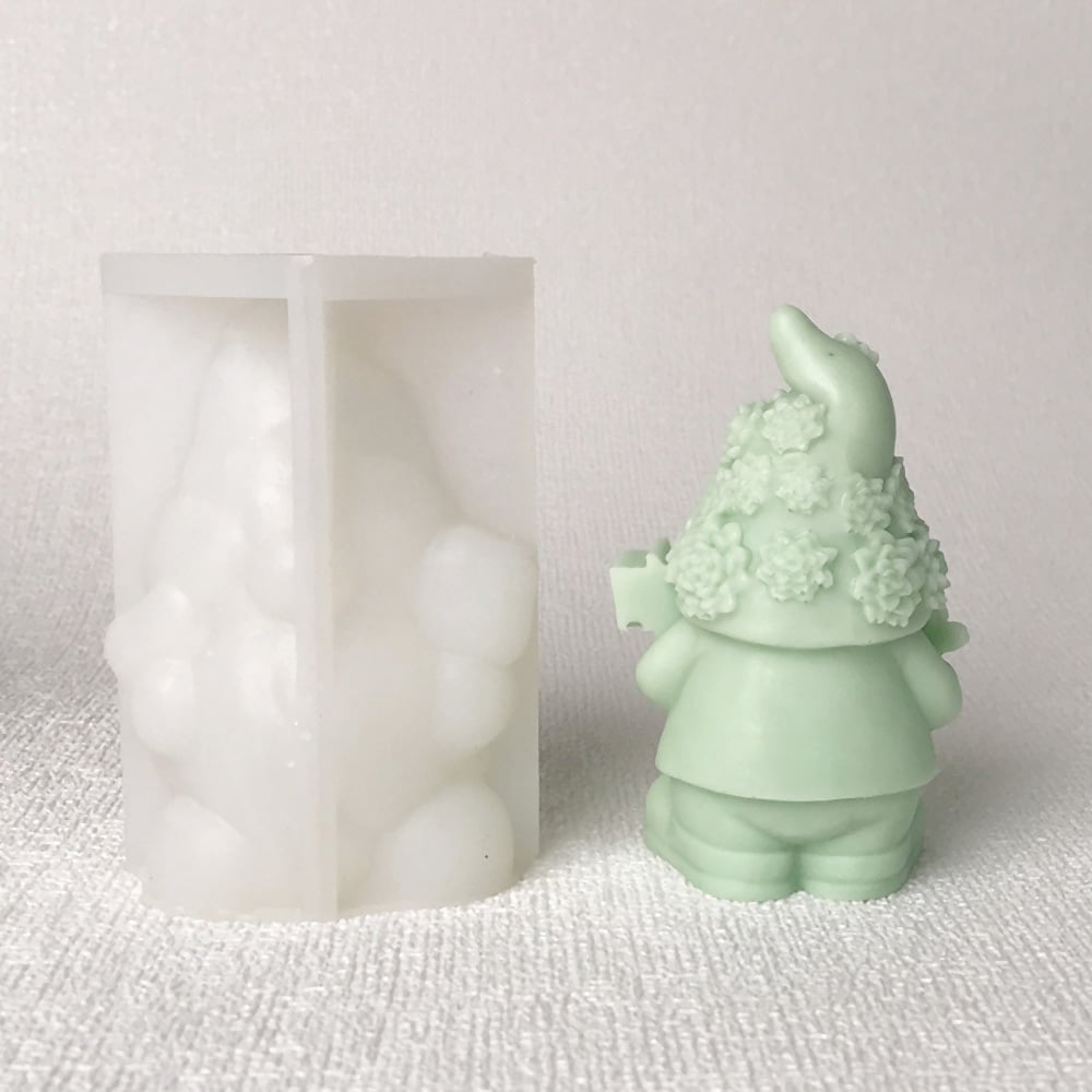 Earth Elf Silicone Mold, Fleshy Hat, Faceless Santa Claus, Aromatherapy Candle Mold, Desktop Decoration Mold 8599