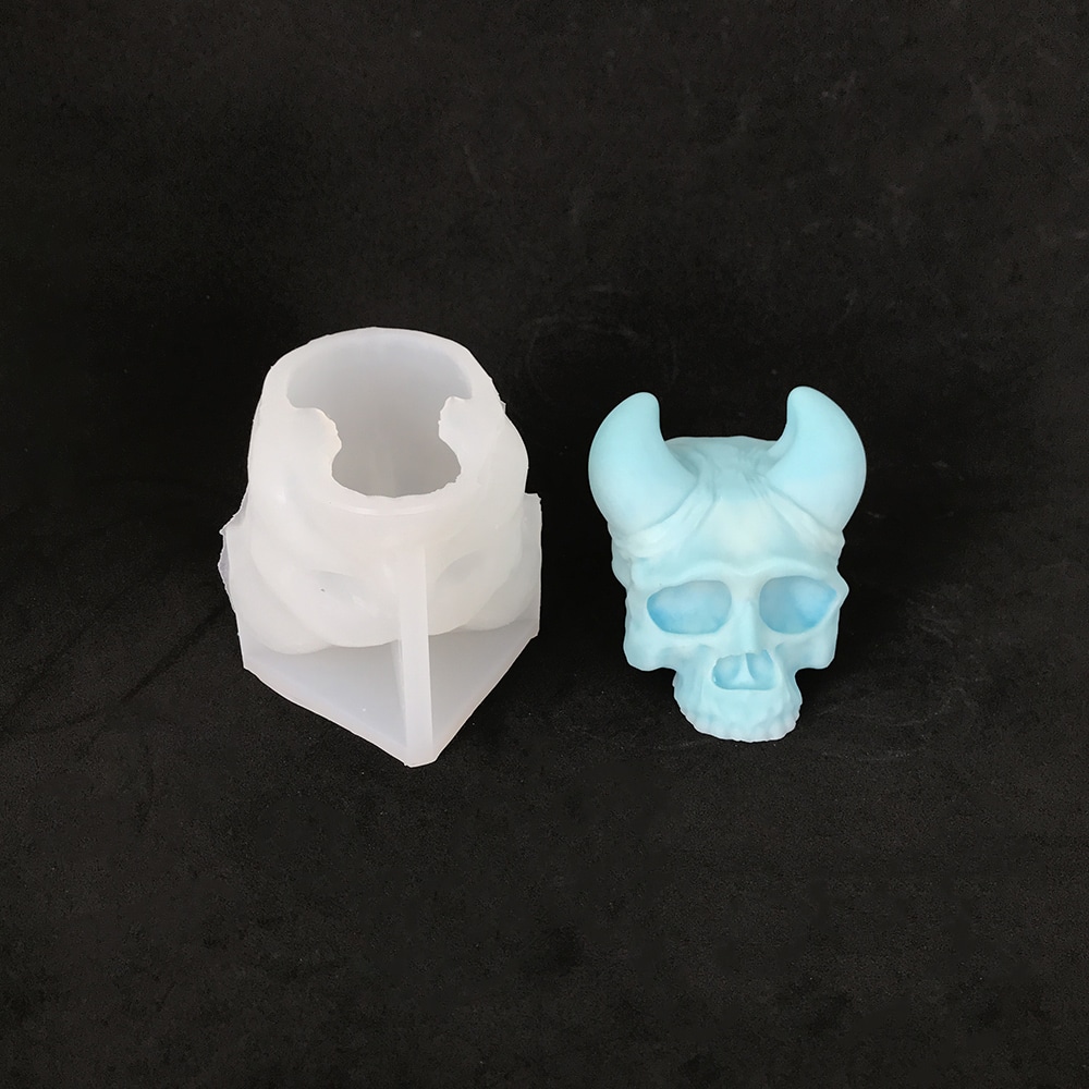 Sheep Horn Skeleton Head Aromatherapy Candle Silicone Mold Halloween Dropper Decoration Gypsum Mold 8591