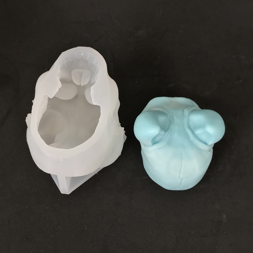 Sheep Horn Skeleton Head Aromatherapy Candle Silicone Mold Halloween Dropper Decoration Gypsum Mold 8591