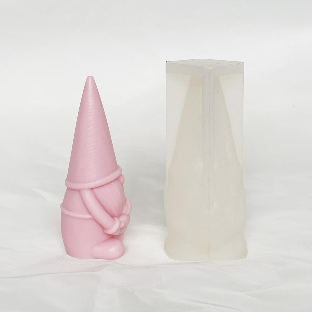 Baby Hugging Dwarf Silicone Mold, Ground Elf Face Less Elderly Person, Valentine's Day Aromatherapy Candle With Hand Gift Mold 8659
