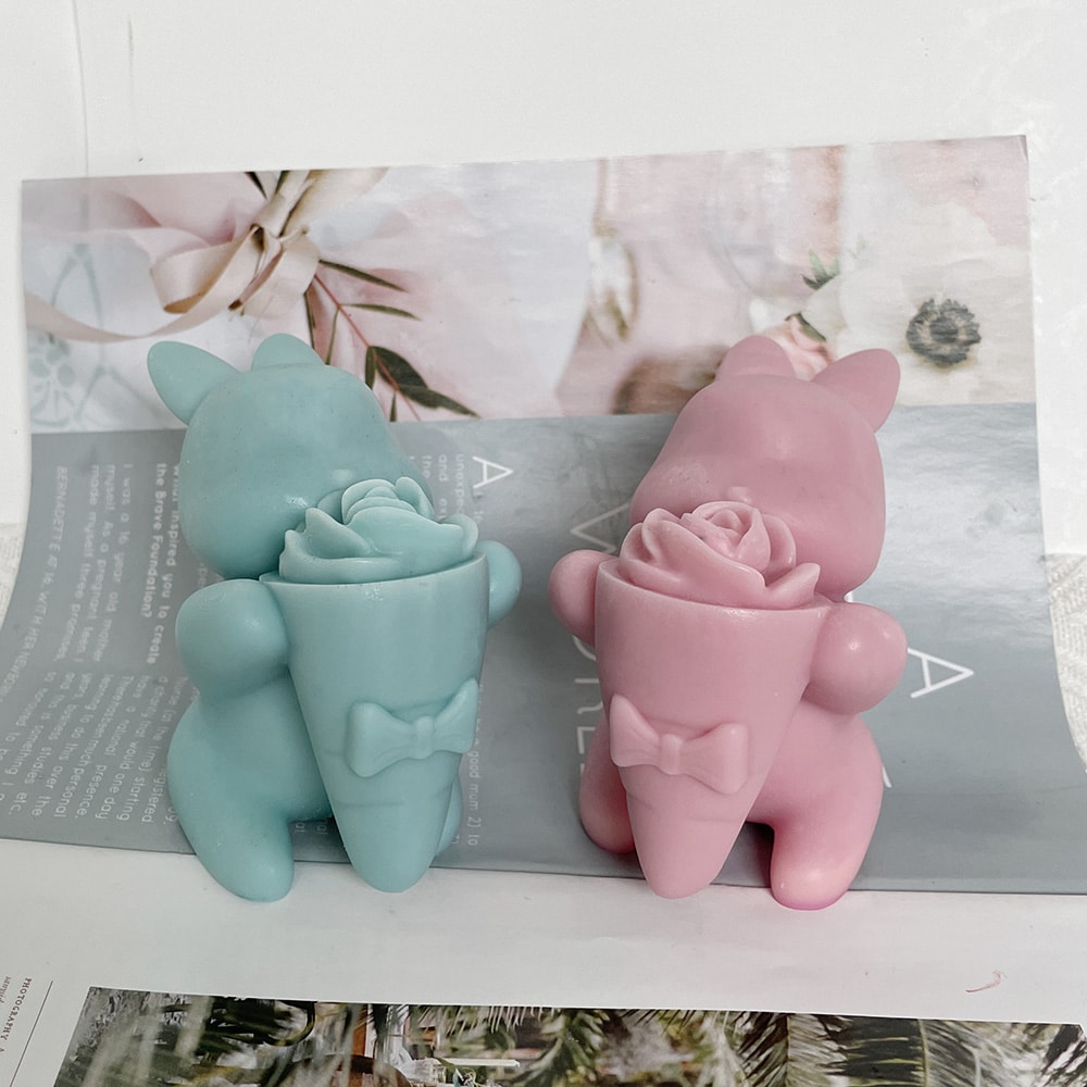 Valentine's Day Rose Rabbit Silicone Mold Holding Flower Bundle Confession Rabbit Candle Gypsum Chocolate Handmade Decoration Mold 8660